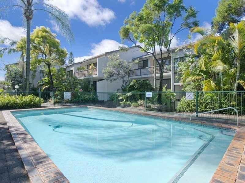 24/111 Markeri Street, Mermaid Waters QLD 4218