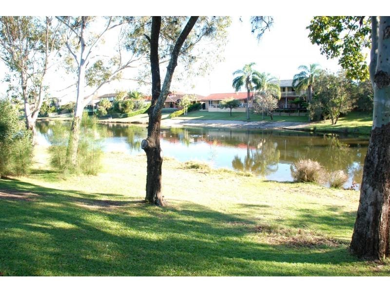 3 Kingfisher Crescent, Burleigh Waters QLD 4220