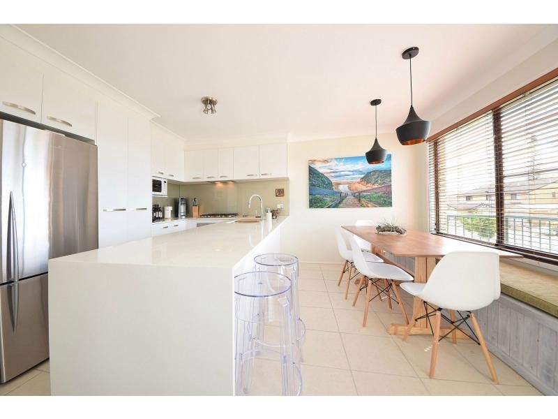 3/8 Barbet Place, Burleigh Waters QLD 4220