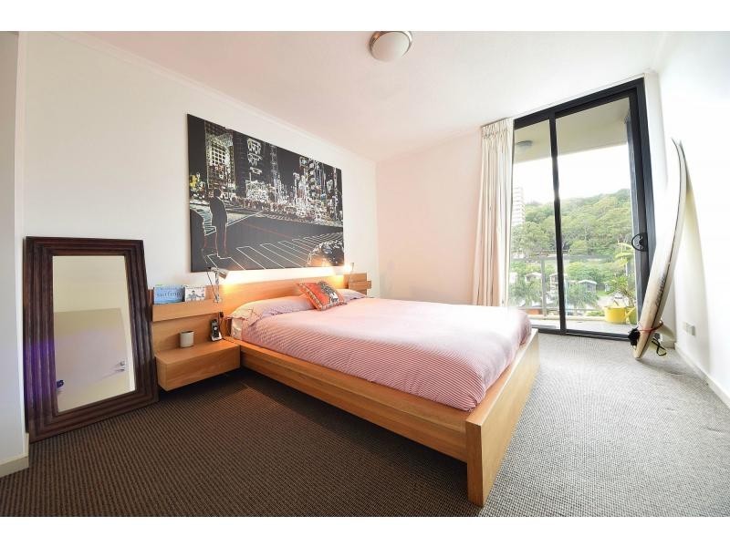 2020/1 Ocean Street, Burleigh Heads QLD 4220