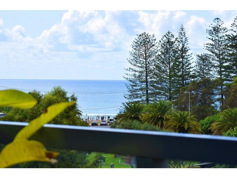 2020/1 Ocean Street, Burleigh Heads QLD 4220
