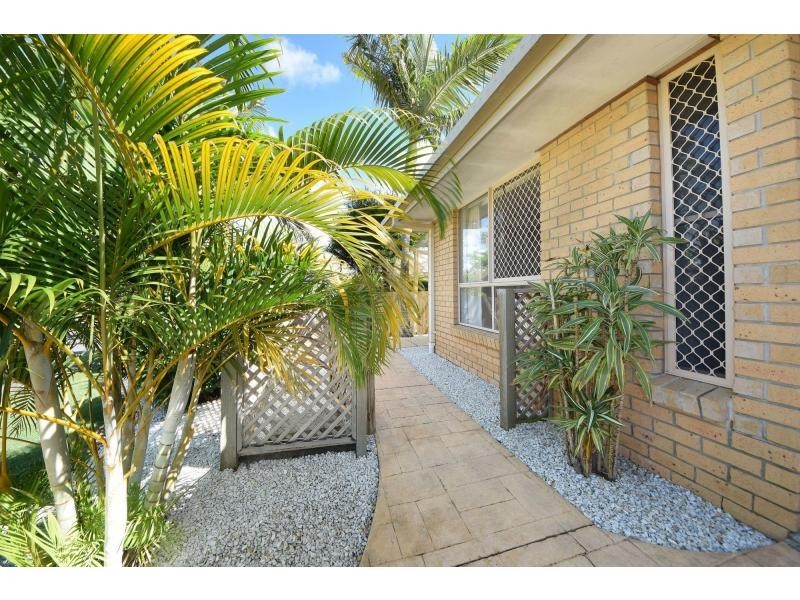 33 Auk Street, Burleigh Waters QLD 4220