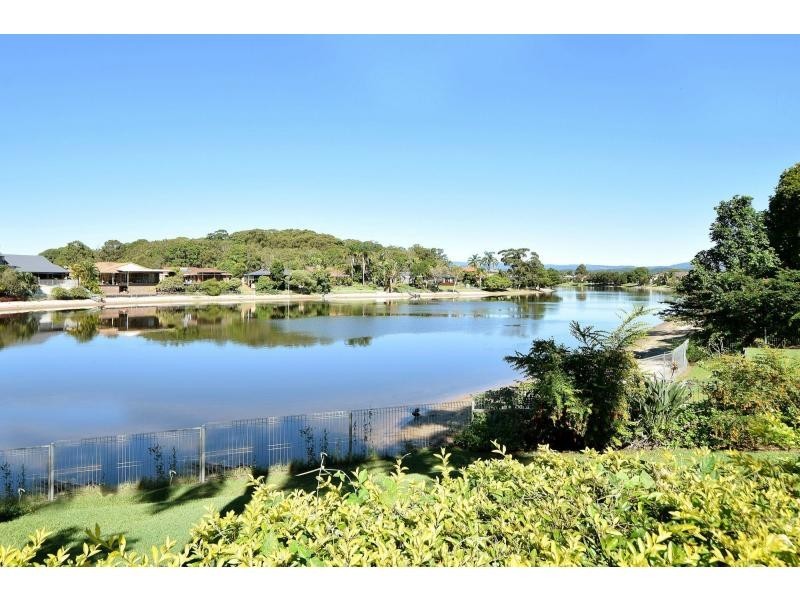 202 Burleigh Street, Burleigh Waters QLD 4220