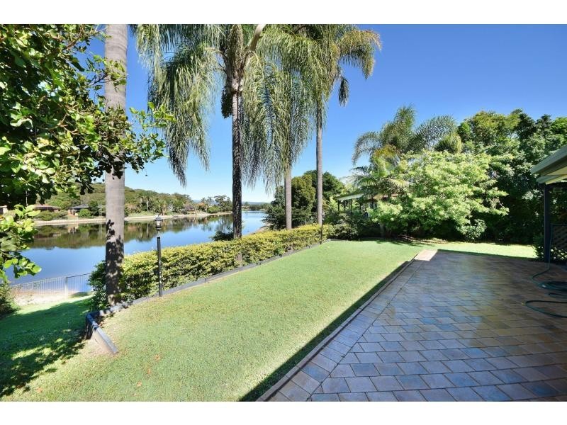 202 Burleigh Street, Burleigh Waters QLD 4220