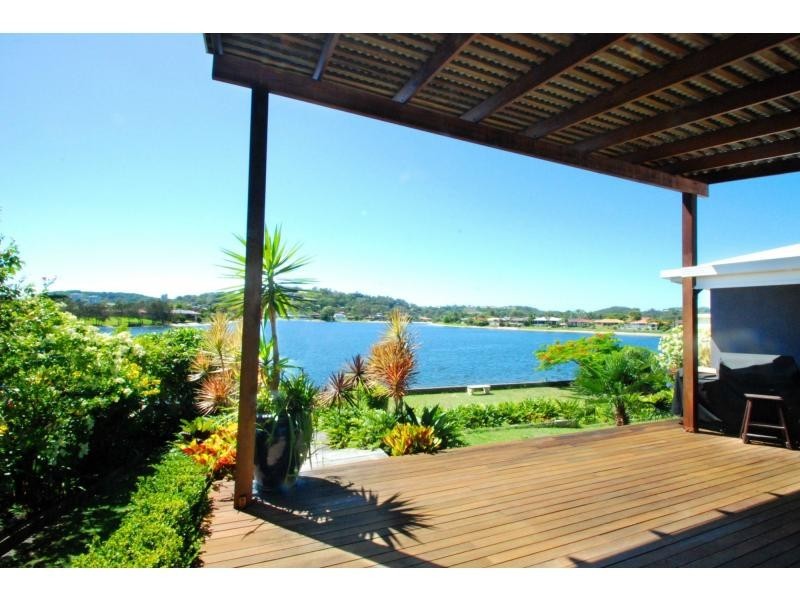 20 Jabiru Avenue, Burleigh Waters QLD 4220