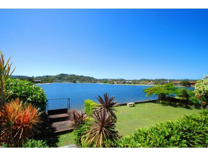 20 Jabiru Avenue, Burleigh Waters QLD 4220