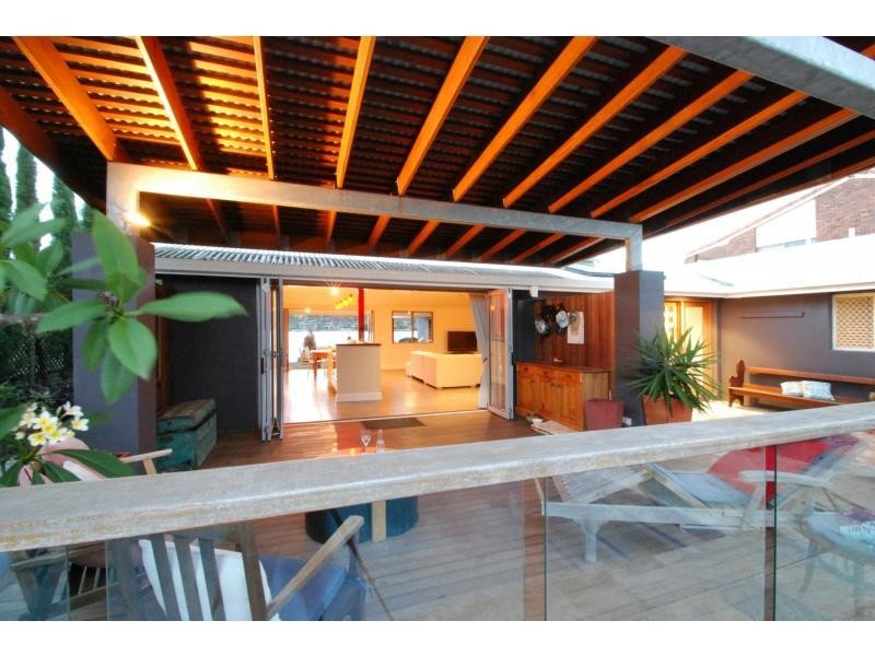 20 Jabiru Avenue, Burleigh Waters QLD 4220