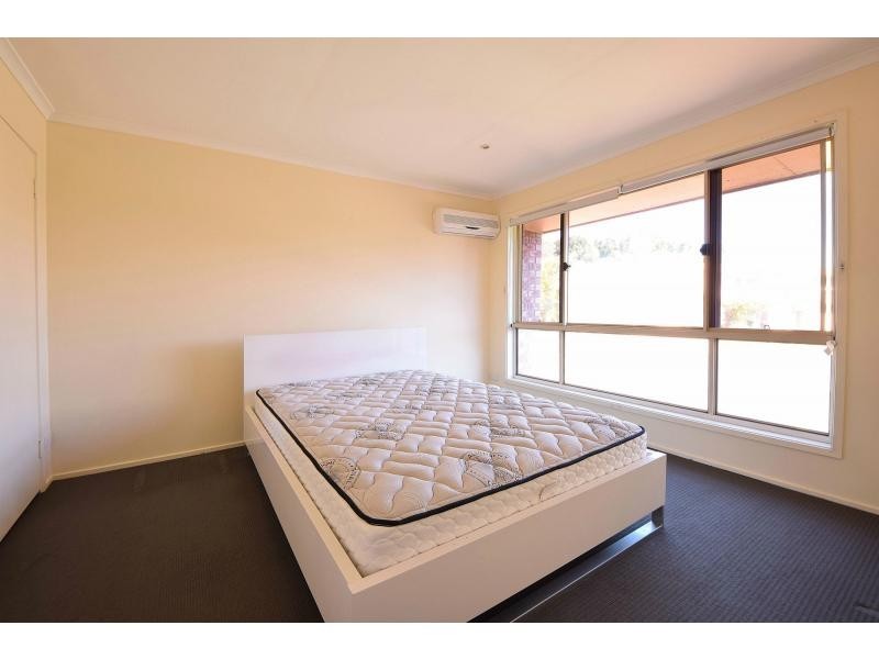 28/5 Greenlands Drive, Varsity Lakes QLD 4227