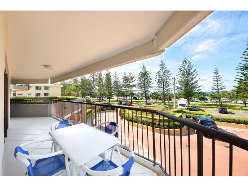 2/146 The Esplanade, Burleigh Heads QLD 4220