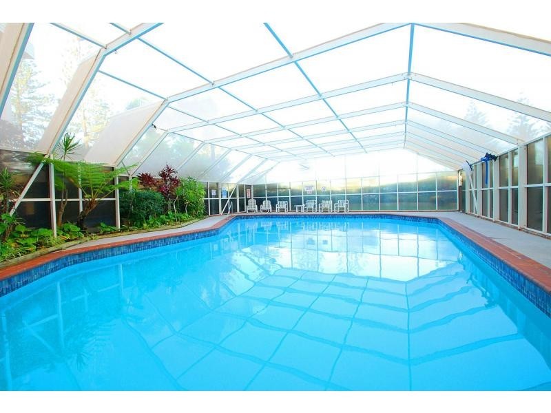 2/146 The Esplanade, Burleigh Heads QLD 4220