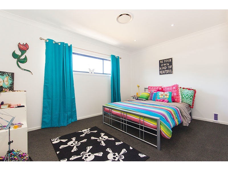 44 Bunderoo Circuit, Pimpama QLD 4209