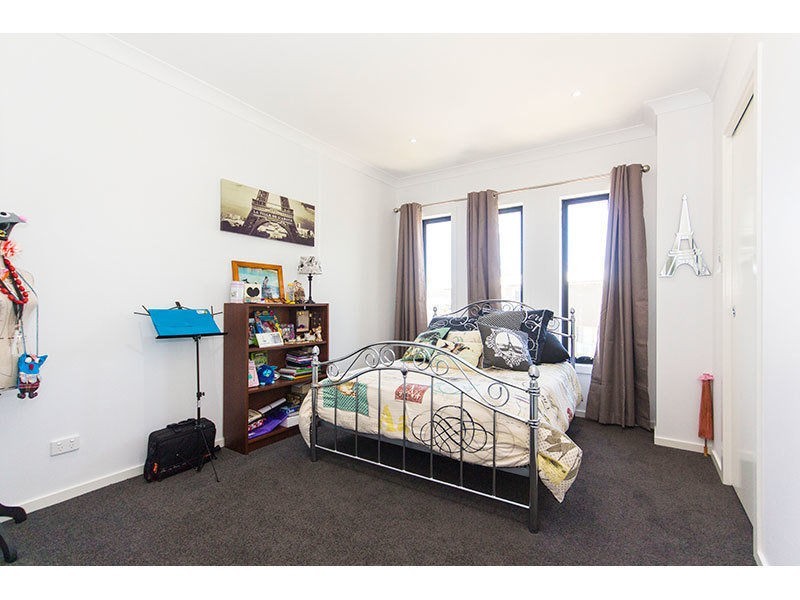 44 Bunderoo Circuit, Pimpama QLD 4209