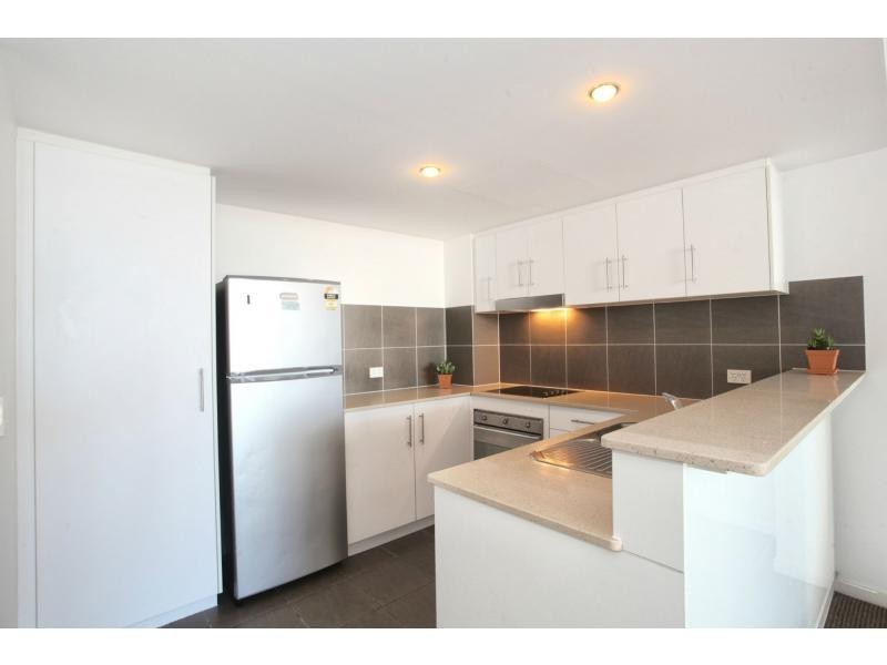 1002/1 Ocean Street, Burleigh Heads QLD 4220