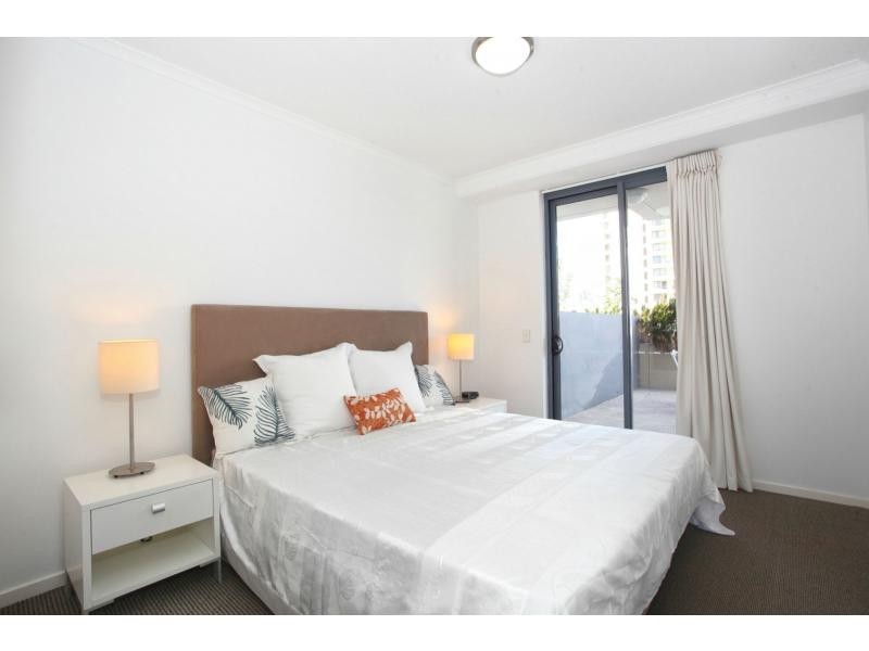 1002/1 Ocean Street, Burleigh Heads QLD 4220