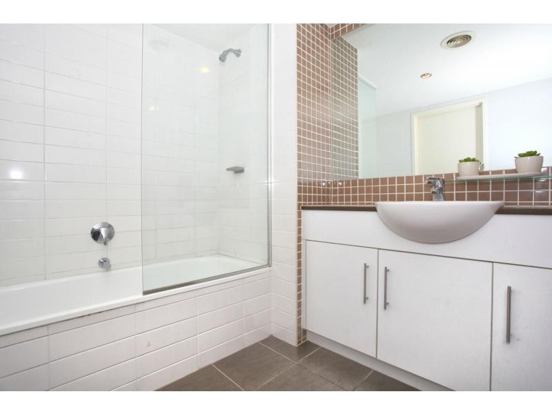 1002/1 Ocean Street, Burleigh Heads QLD 4220