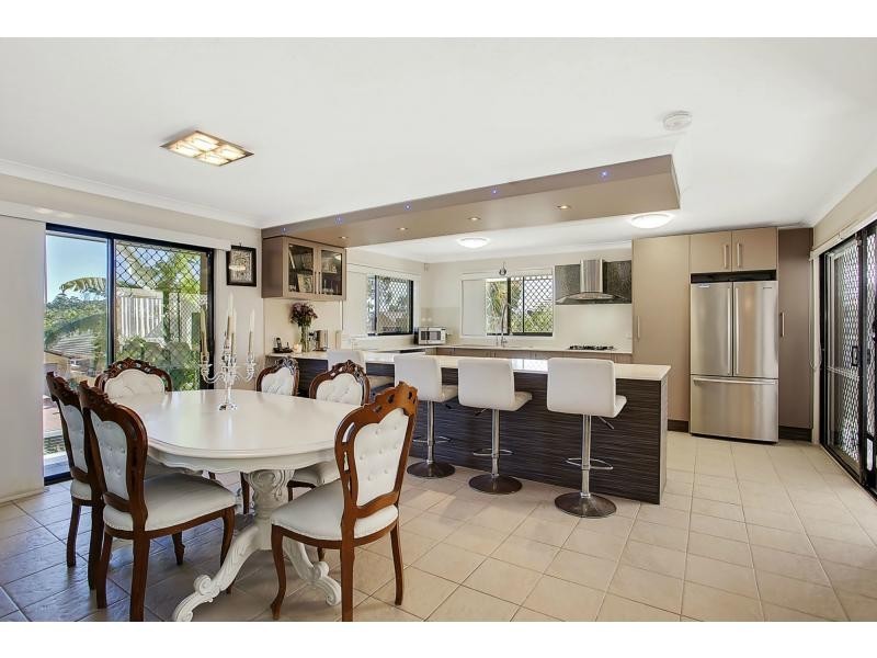 2 Bilgola Place, Robina QLD 4226