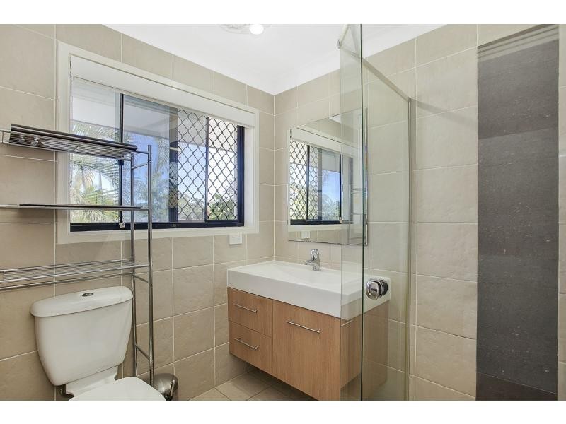 2 Bilgola Place, Robina QLD 4226