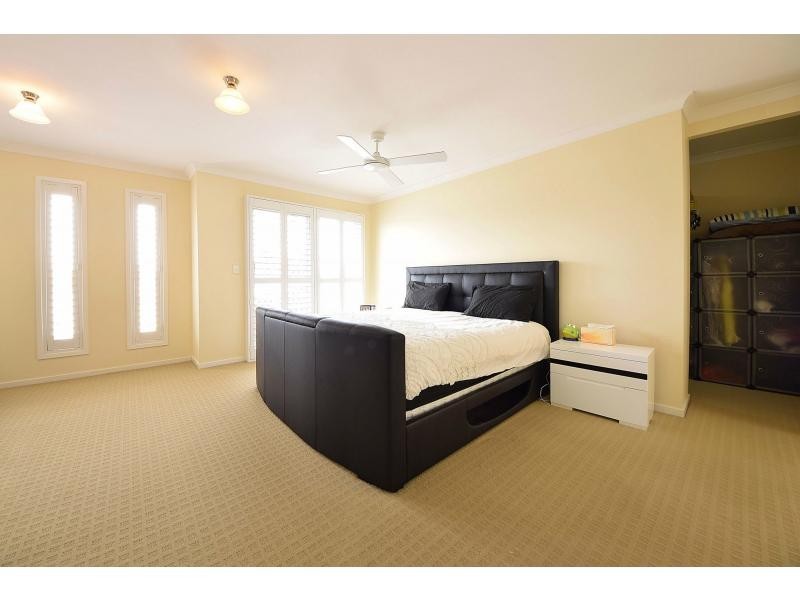 132 Nobby Parade, Miami QLD 4220