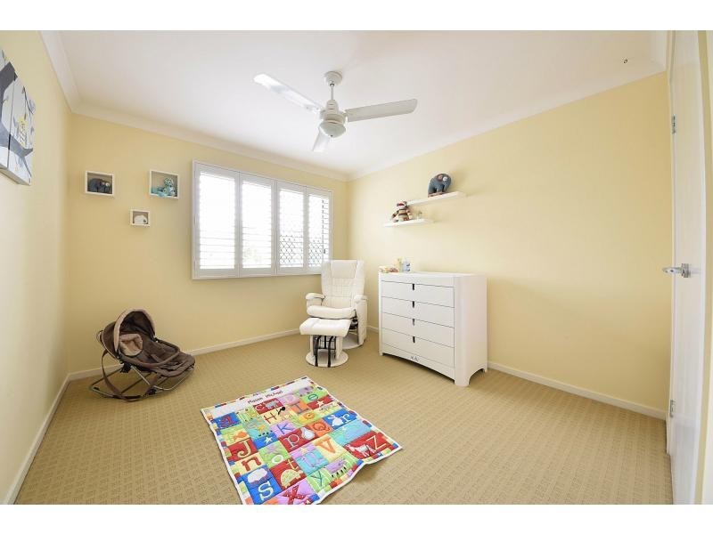 132 Nobby Parade, Miami QLD 4220