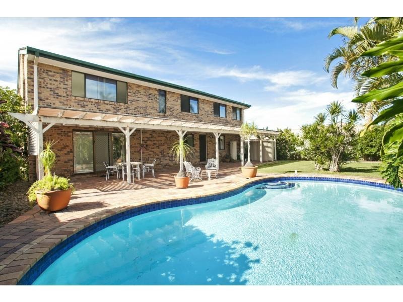 65 Dunlin Drive, Burleigh Waters QLD 4220