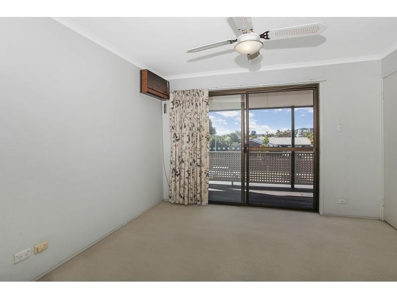65 Dunlin Drive, Burleigh Waters QLD 4220