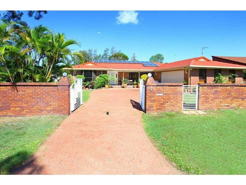 9 Mercedes Place, Bundall QLD 4217