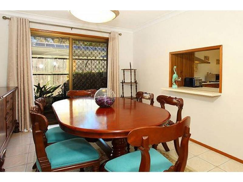 9 Mercedes Place, Bundall QLD 4217