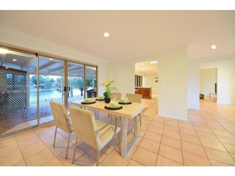 58 Dunlin Drive, Burleigh Waters QLD 4220