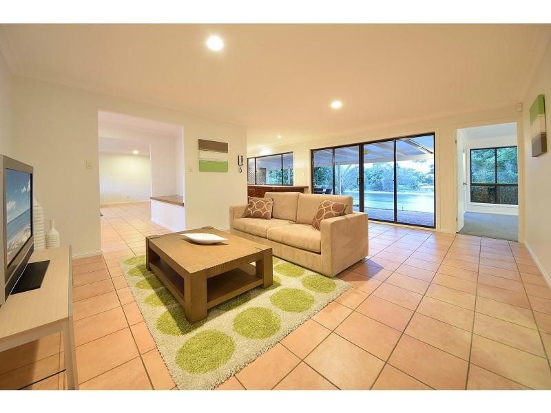 58 Dunlin Drive, Burleigh Waters QLD 4220
