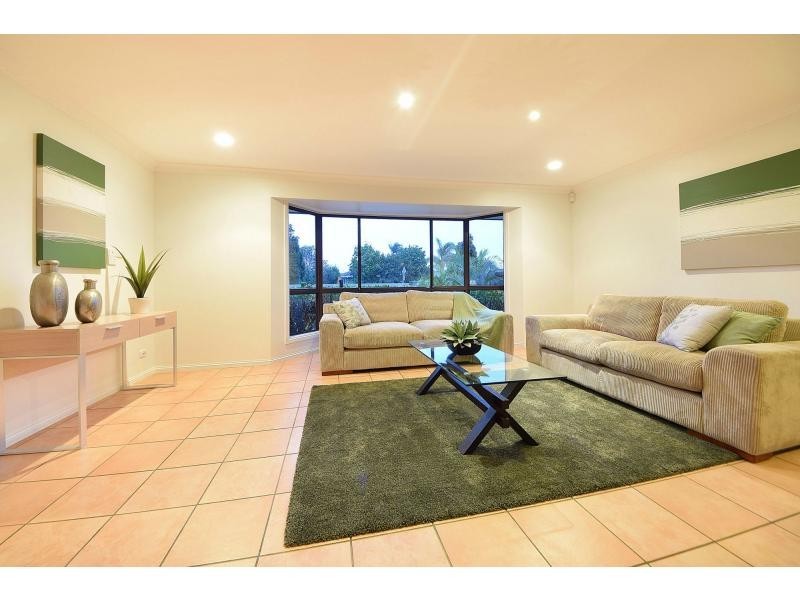 58 Dunlin Drive, Burleigh Waters QLD 4220