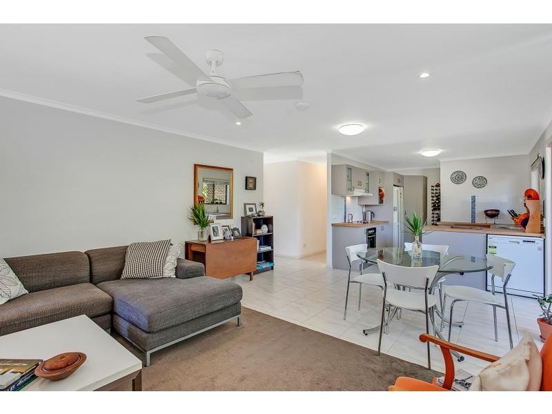 1/85 Christine Avenue, Burleigh Waters QLD 4220