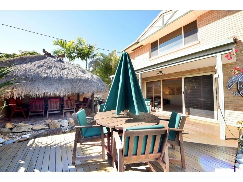 1/4 Gardenia Grove, Burleigh Heads QLD 4220