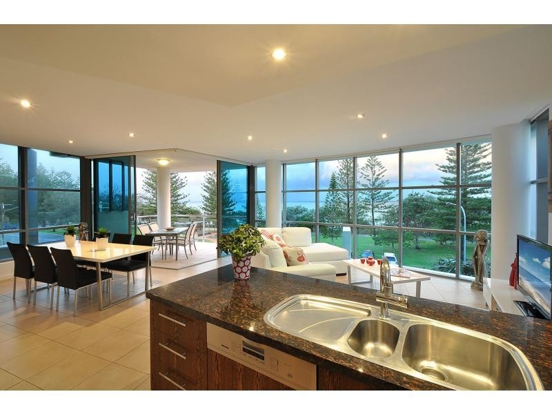 3/78 The Esplanade, Burleigh Heads QLD 4220