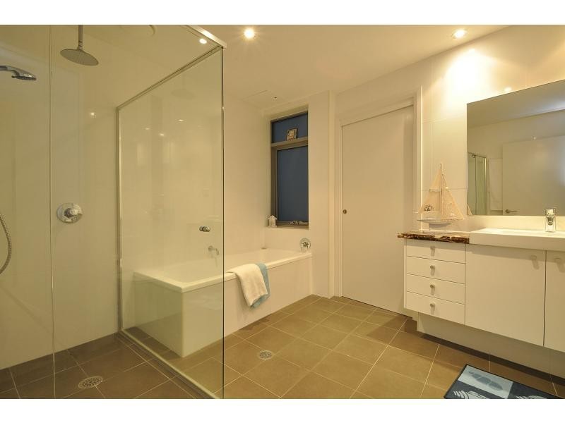 3/78 The Esplanade, Burleigh Heads QLD 4220