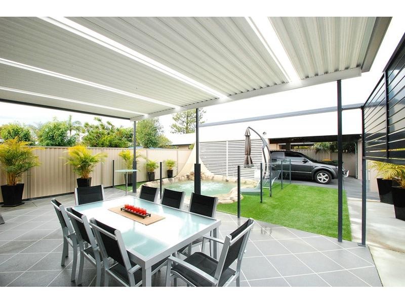 26 Dawn Parade, Miami QLD 4220