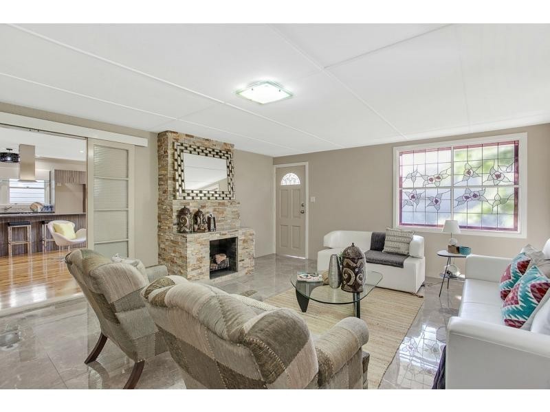 25b Joan Street, Burleigh Waters QLD 4220