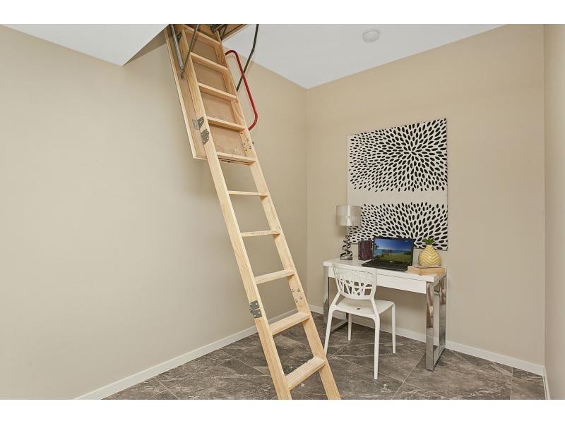 25A Joan Street, Burleigh Waters QLD 4220