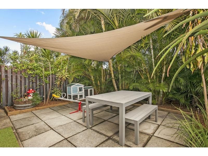 3/111 Sunshine Boulevard, Mermaid Waters QLD 4218
