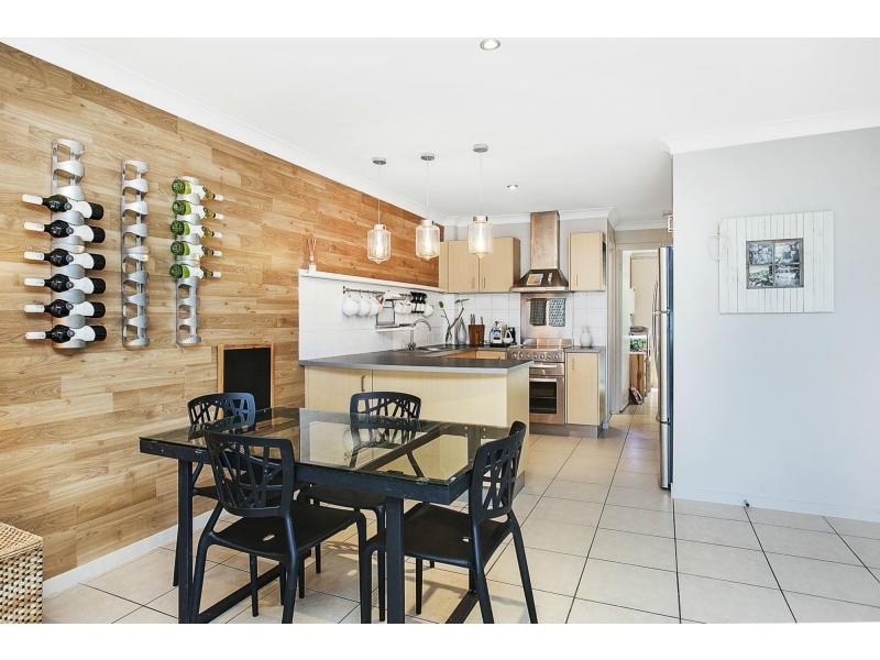 3/111 Sunshine Boulevard, Mermaid Waters QLD 4218