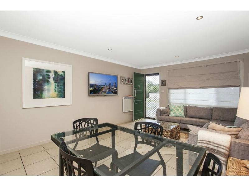 3/111 Sunshine Boulevard, Mermaid Waters QLD 4218