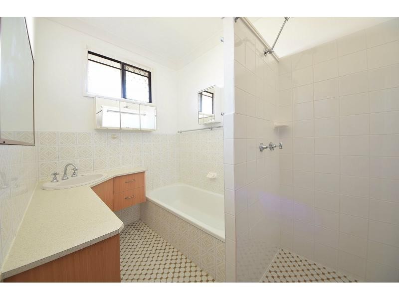 12 Dotterel Drive, Burleigh Waters QLD 4220