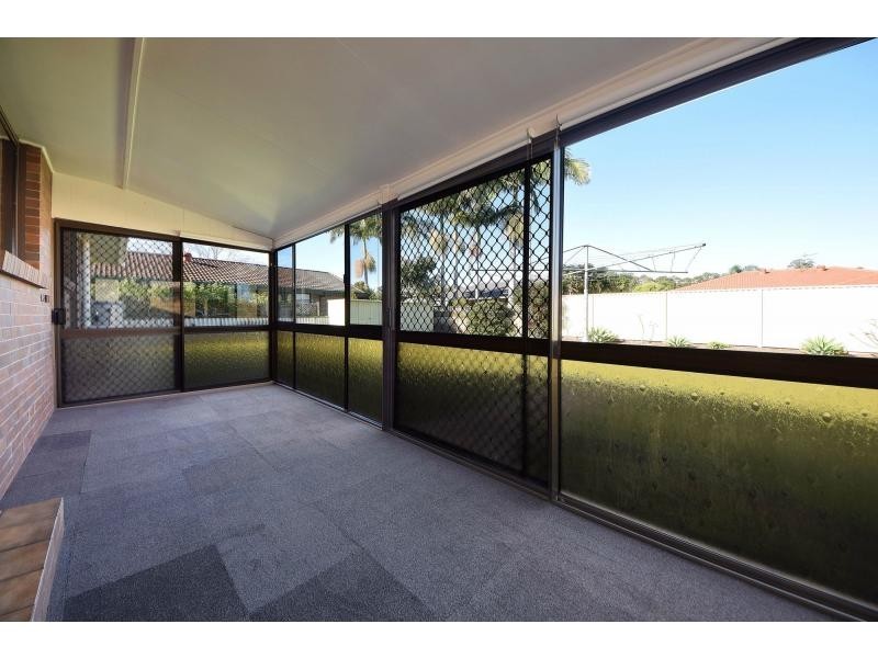 12 Dotterel Drive, Burleigh Waters QLD 4220