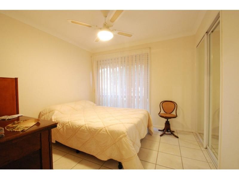 2 Lakes Circuit, Burleigh Waters QLD 4220