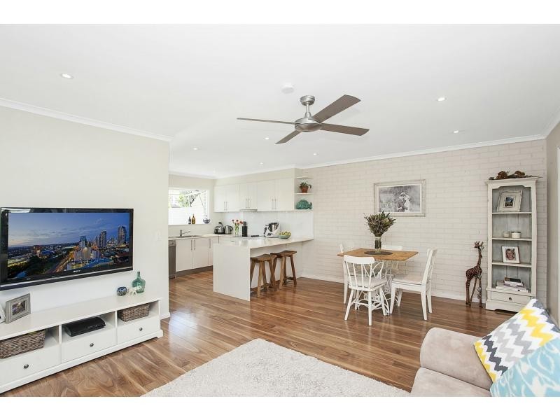 1/13 Logan Avenue, Miami QLD 4220