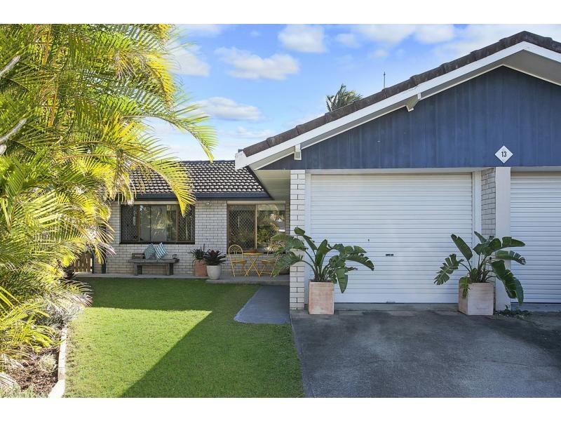 1/13 Logan Avenue, Miami QLD 4220