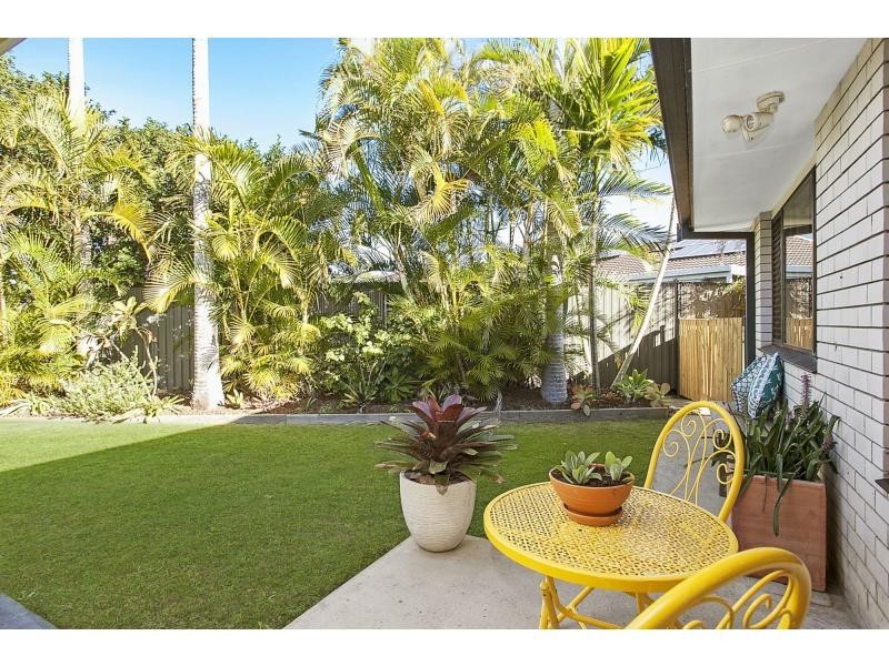 1/13 Logan Avenue, Miami QLD 4220
