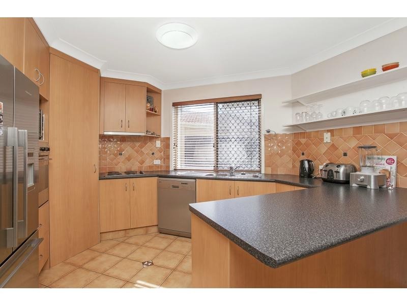 2/2026 Gold Coast Hwy, Miami QLD 4220