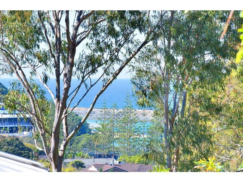 79-81 Ocean Parade, Burleigh Heads QLD 4220