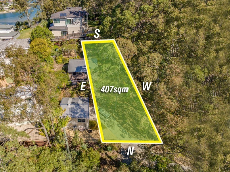 79 Ocean Parade, Burleigh Heads QLD 4220