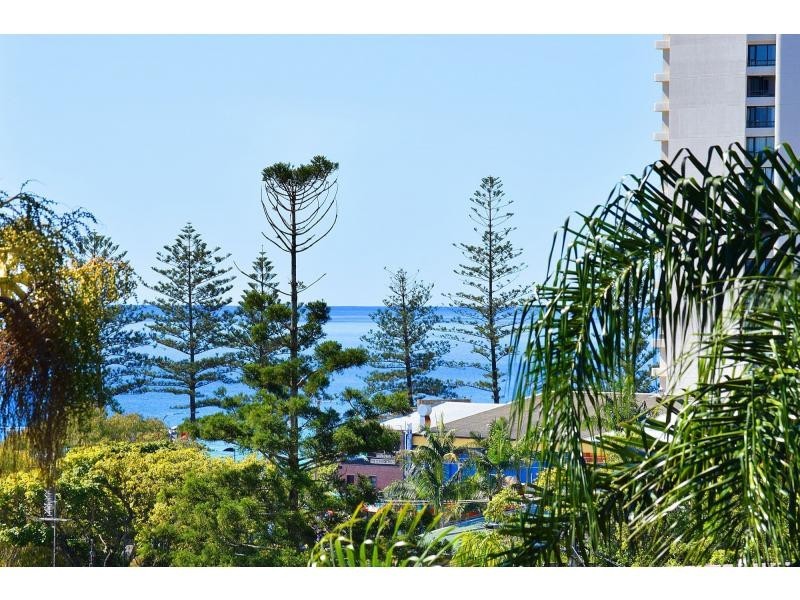 15 Hill Avenue, Burleigh Heads QLD 4220